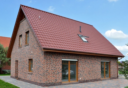 Керамическая черепица Roben Flandern Plus Кайенская блестящая ангоб
